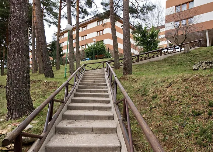 Confort Y Aventura En La Pinilla Esqui Y Mtb Cerezo de Arriba